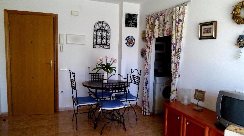 Apartamentos Daytona-Galicia 3000 أوروبيسا ذيل مار الغرفة الصورة